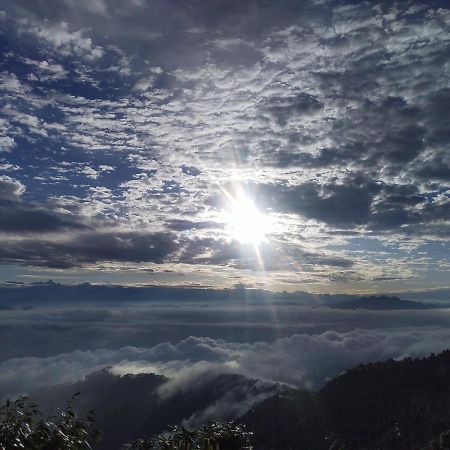 Green View Resort New Tehri Екстер'єр фото