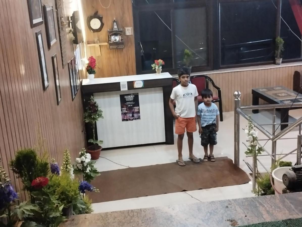 Green View Resort New Tehri Екстер'єр фото