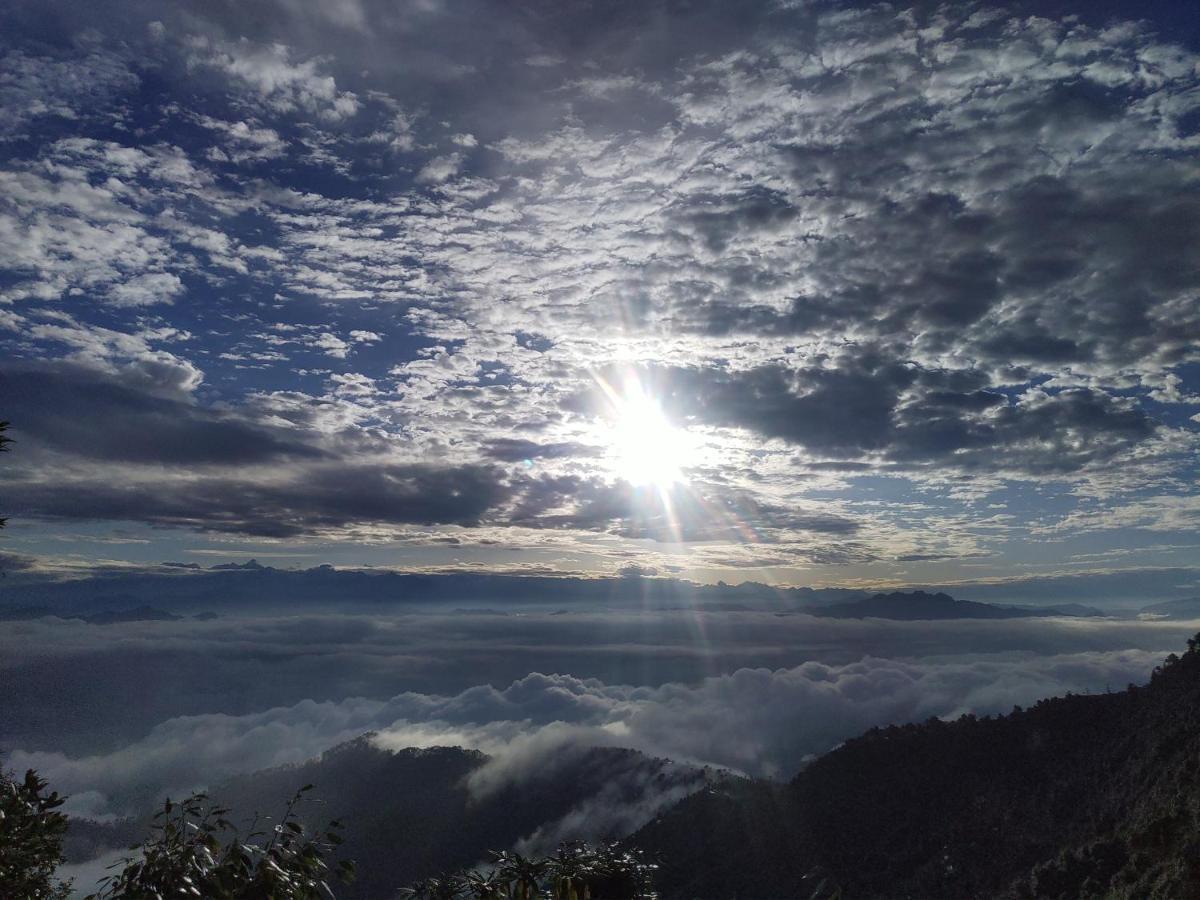 Green View Resort New Tehri Екстер'єр фото